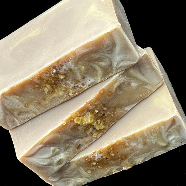 Frankincense, Myrrh & Gold - Limited Edition Holiday Scent