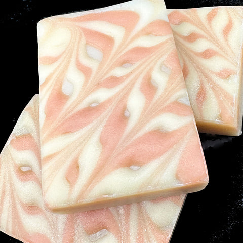 Ginger Wood & Palo Santo (type)